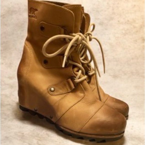 Sorel Women's Brown Lace-Up Wedge Boots - Picture 2 of 2